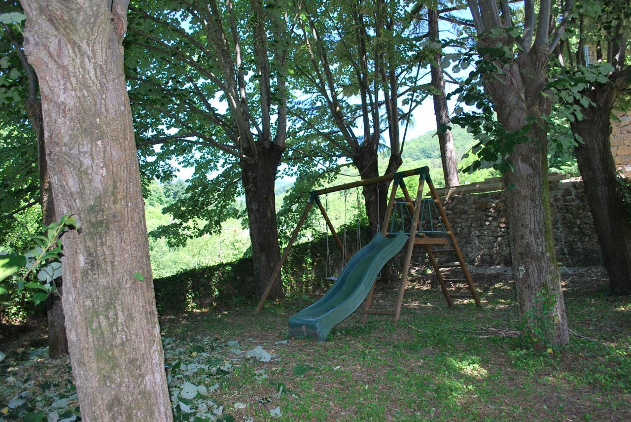  Le portique vu du jardin d'agrément.